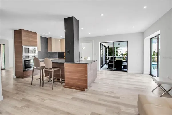 $7,500 | 1649 Stanford Lane, Sarasota, FL 34231