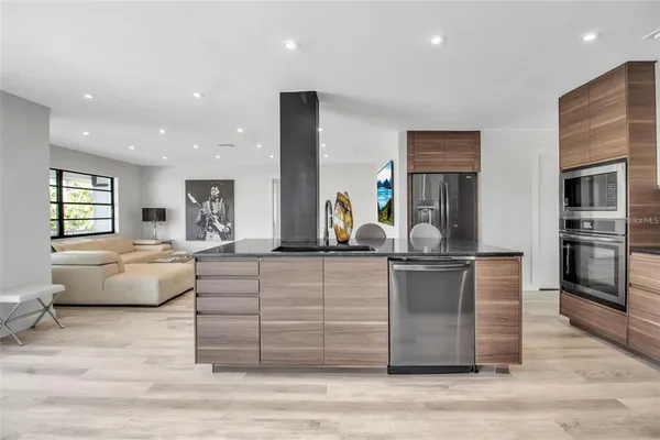 $7,500 | 1649 Stanford Lane, Sarasota, FL 34231