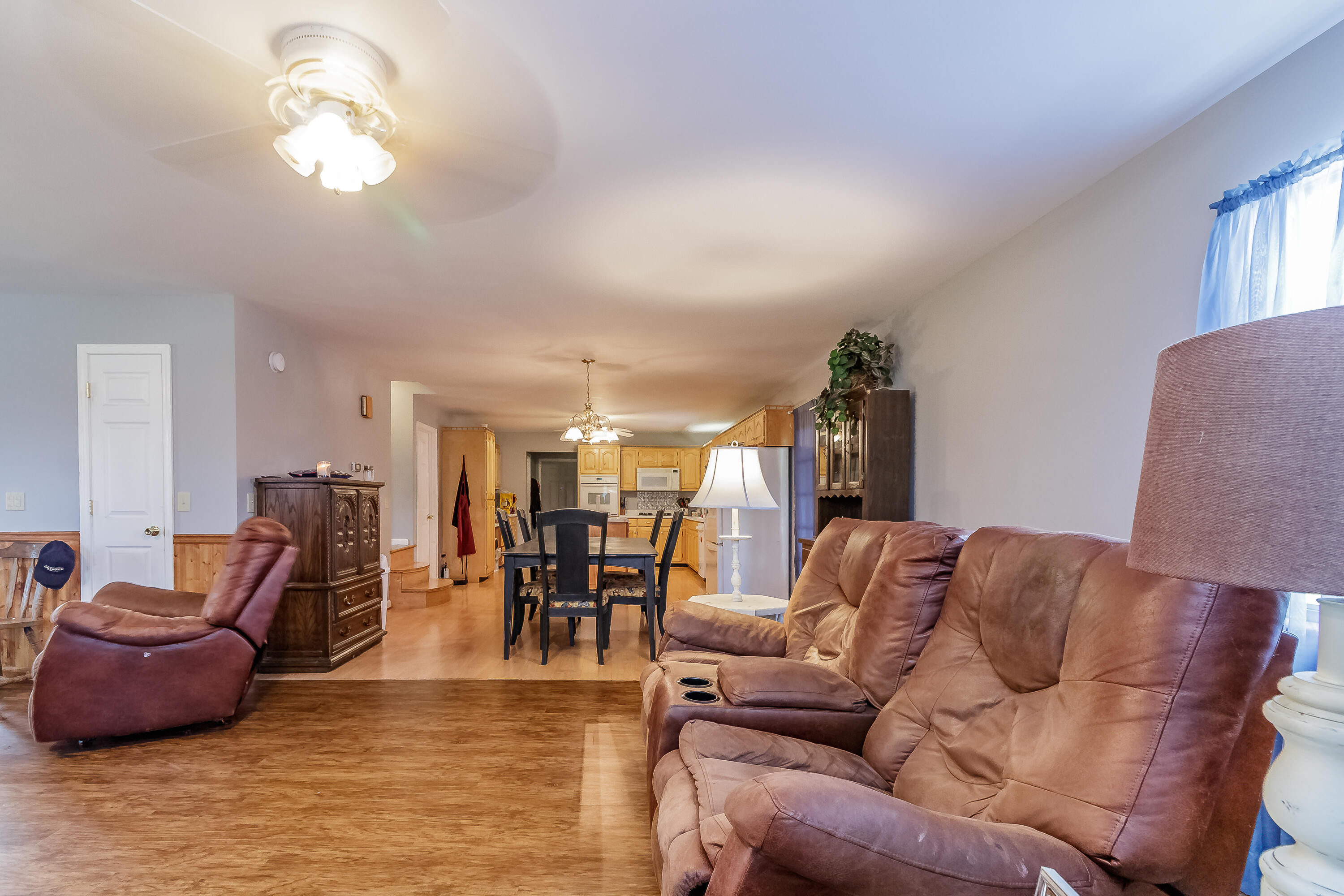 1199 Lake Howard Road LaFayette, GA 30728 - Photo 7 of 27 Living Room