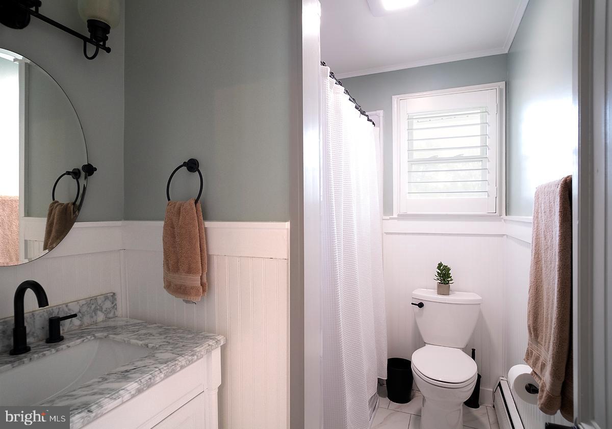 1905 Clifden Road Catonsville, MD 21228 - Photo 19 of 24 Full hallway bath remodeled