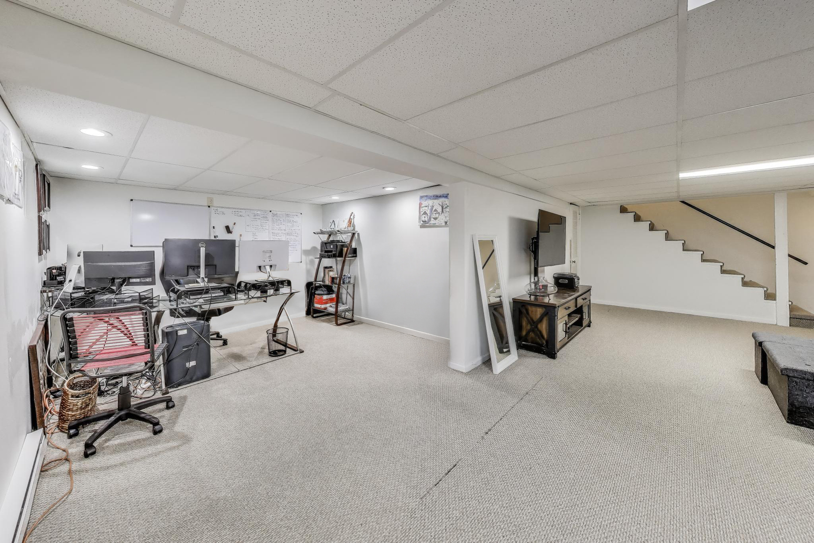 248 Beverly Road Barrington, IL 60010 - Photo 22 of 27 a view of a room with gym equipment