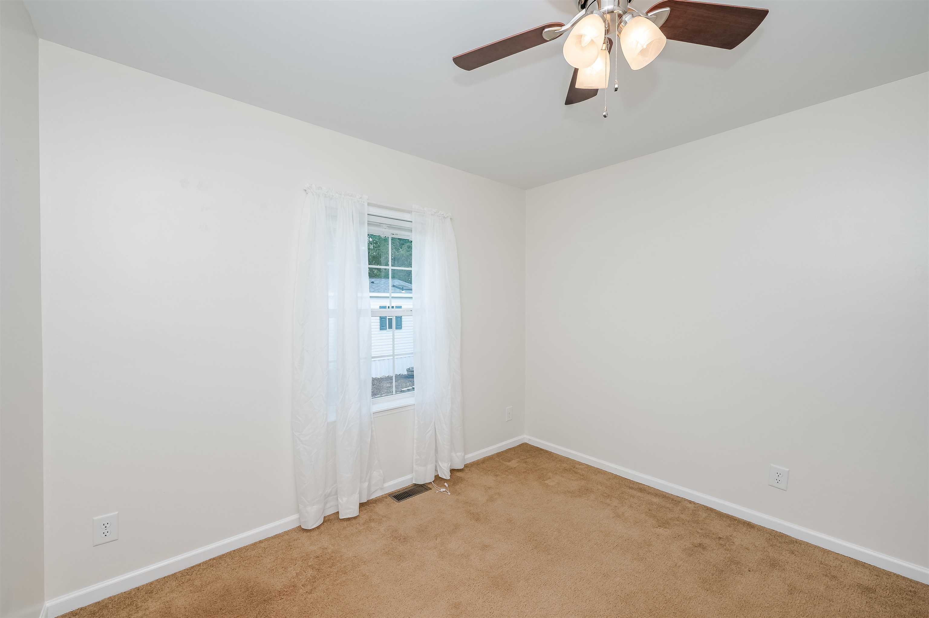 71 Eagle Drive Rochester, NH 03868 - Photo 17 of 34 Gallery Image 17