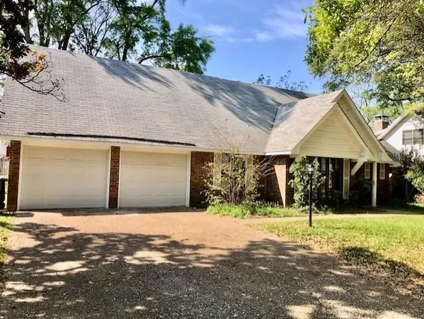 $2,500 | 6122 Burgundy Lane, Shreveport, LA 71105