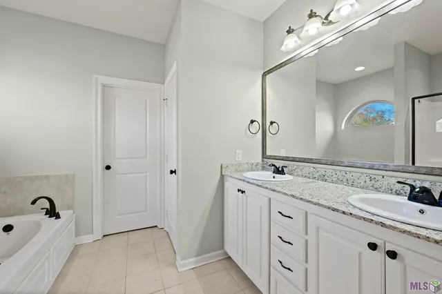 $259,000 | 31067 Autumn Lake Drive, Walker, LA 70785