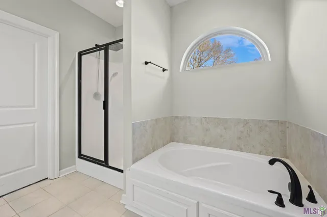 $259,000 | 31067 Autumn Lake Drive, Walker, LA 70785