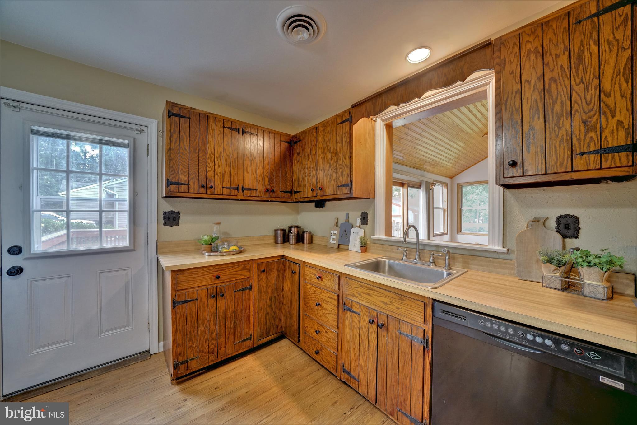 9909 Lyons Mill Road Randallstown, MD 21133 - Photo 18 of 55 Gallery Image 18