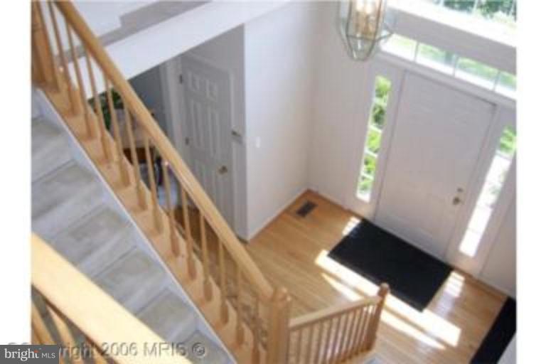 13607 Gentry Court Laurel, MD 20708 - Photo 2 of 10 ENTRANCE FOYER