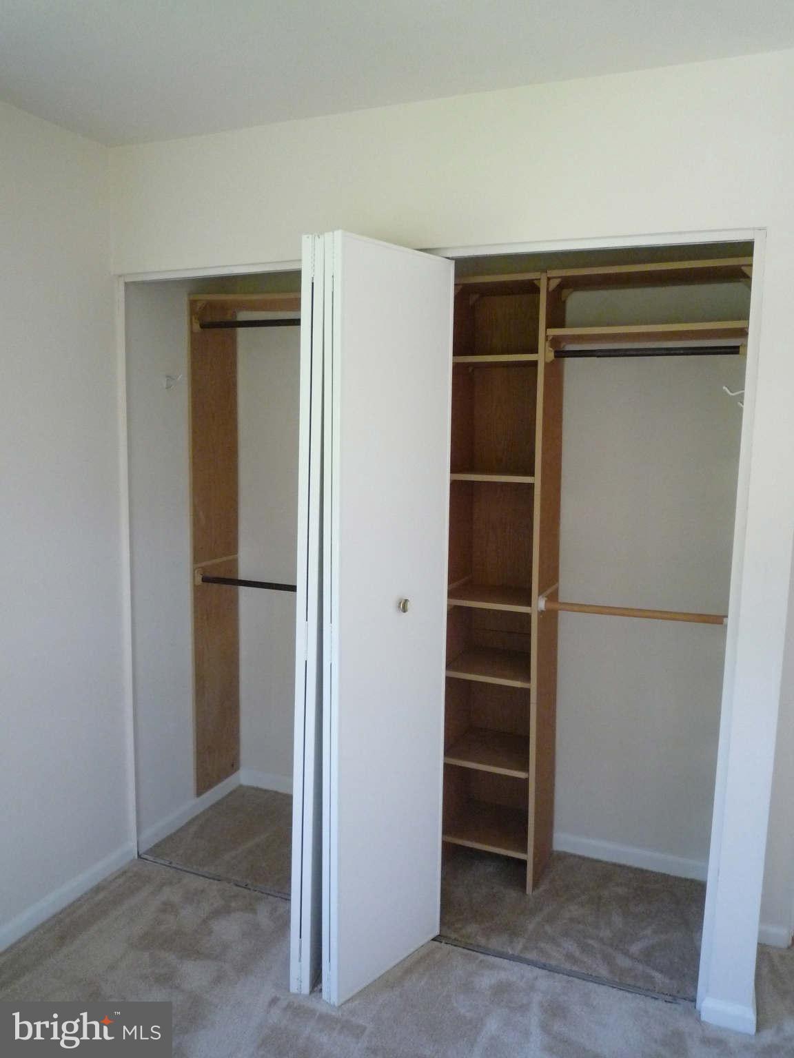 209 West Balsam Road Sterling, VA 20164 - Photo 14 of 26 Bedroom (Master)