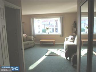 10905 Heflin Road Philadelphia, PA 19154 - Photo 9 of 10 Gallery Image 9