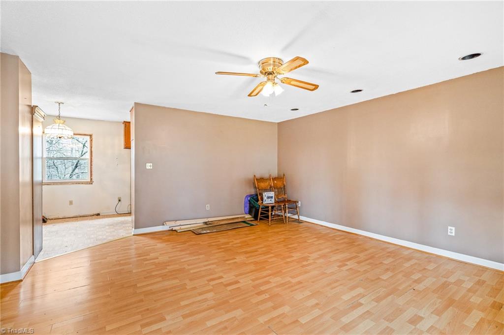 126 Barham Road Reidsville, NC 27320 - Photo 6 of 19