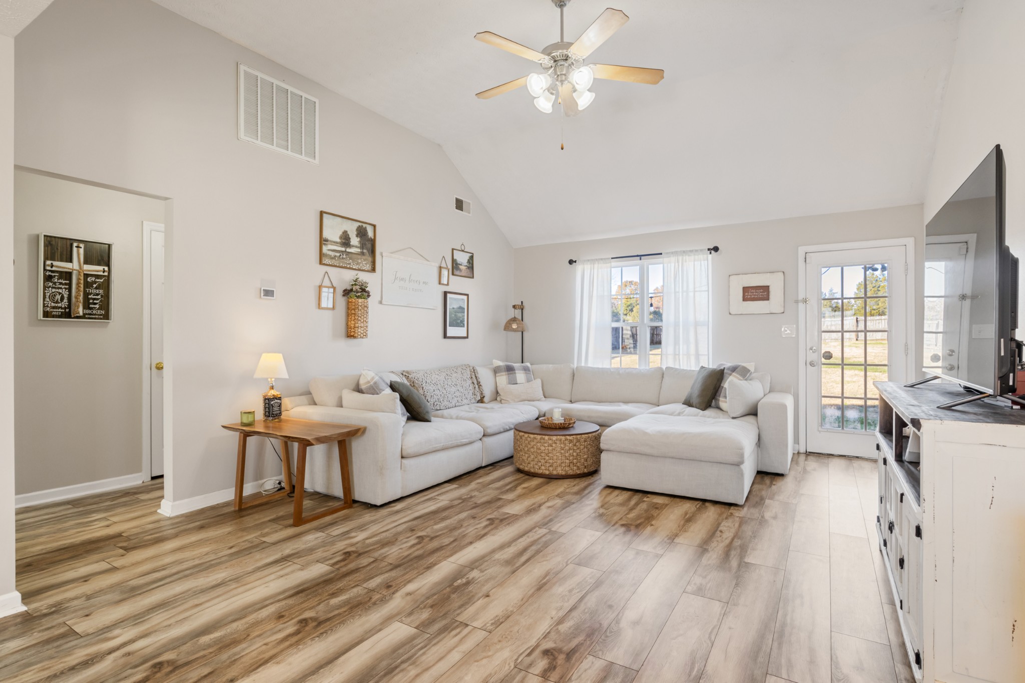 4007 West Richmond Shop Road Lebanon, TN 37090 - Photo 6 of 15 Gallery Image 6