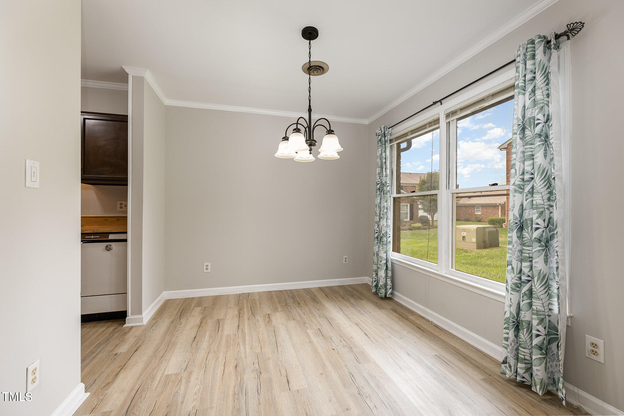 4828 Tower Road, Unit D Greensboro, NC 27410 - Photo 11 of 29 009_id7a4845-edit_281