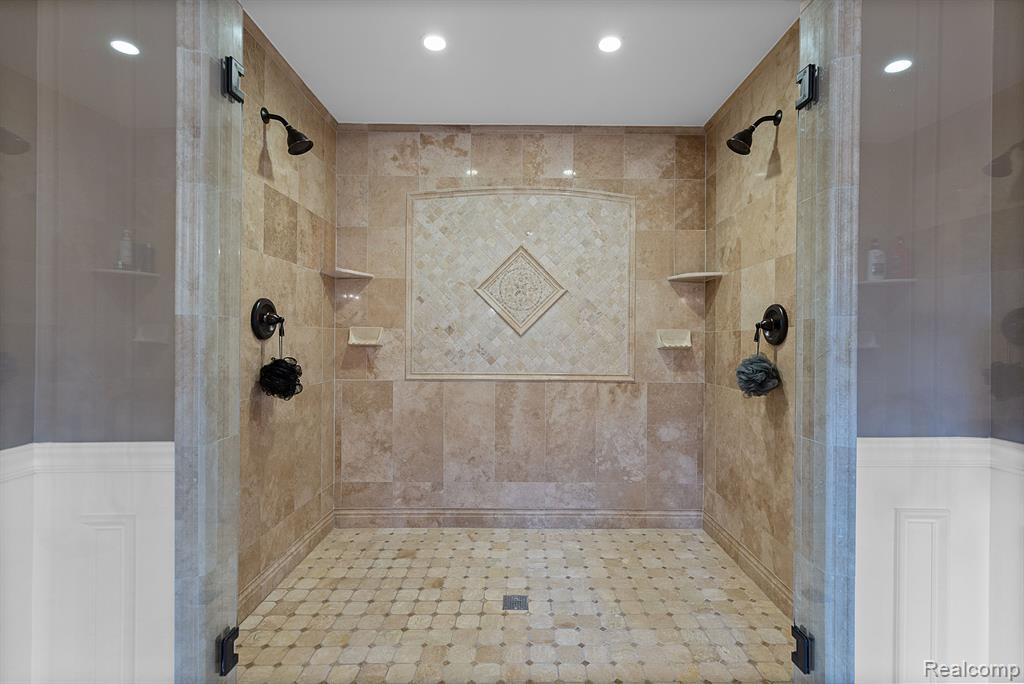2599 Munster Road Rochester Hills, MI 48309 - Photo 26 of 58