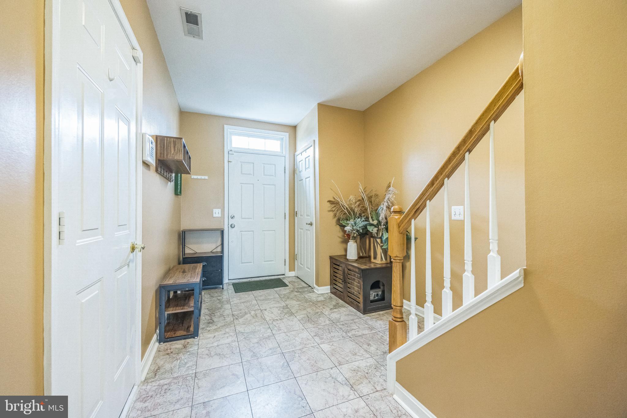 8 Weatherly Road Delran, NJ 08075 - Photo 4 of 30 Gallery Image 4