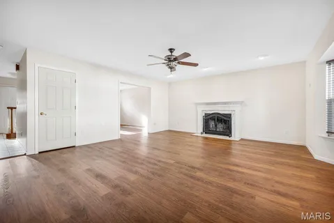 $375,000 | 1605 Fahrpark Court, St. Louis, MO 63146