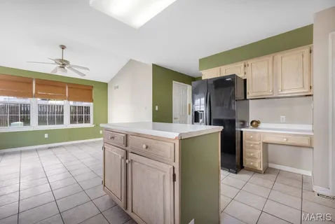 $375,000 | 1605 Fahrpark Court, St. Louis, MO 63146