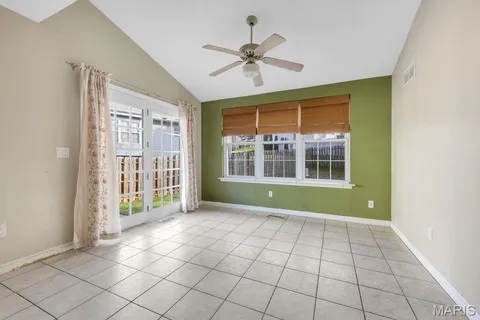 $375,000 | 1605 Fahrpark Court, St. Louis, MO 63146