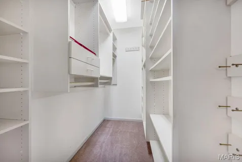 $375,000 | 1605 Fahrpark Court, St. Louis, MO 63146