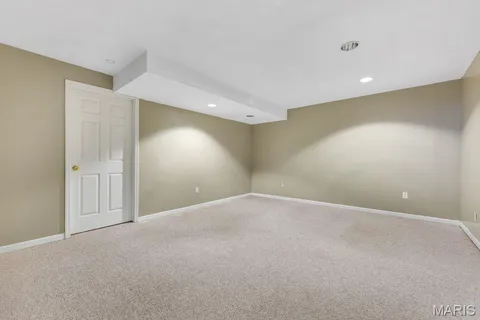 $375,000 | 1605 Fahrpark Court, St. Louis, MO 63146