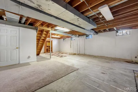 $375,000 | 1605 Fahrpark Court, St. Louis, MO 63146