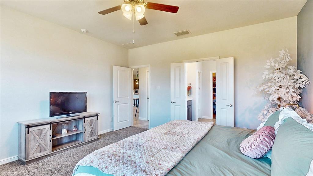 444 Skipper Lane Azle, TX 76020 - Photo 16 of 33