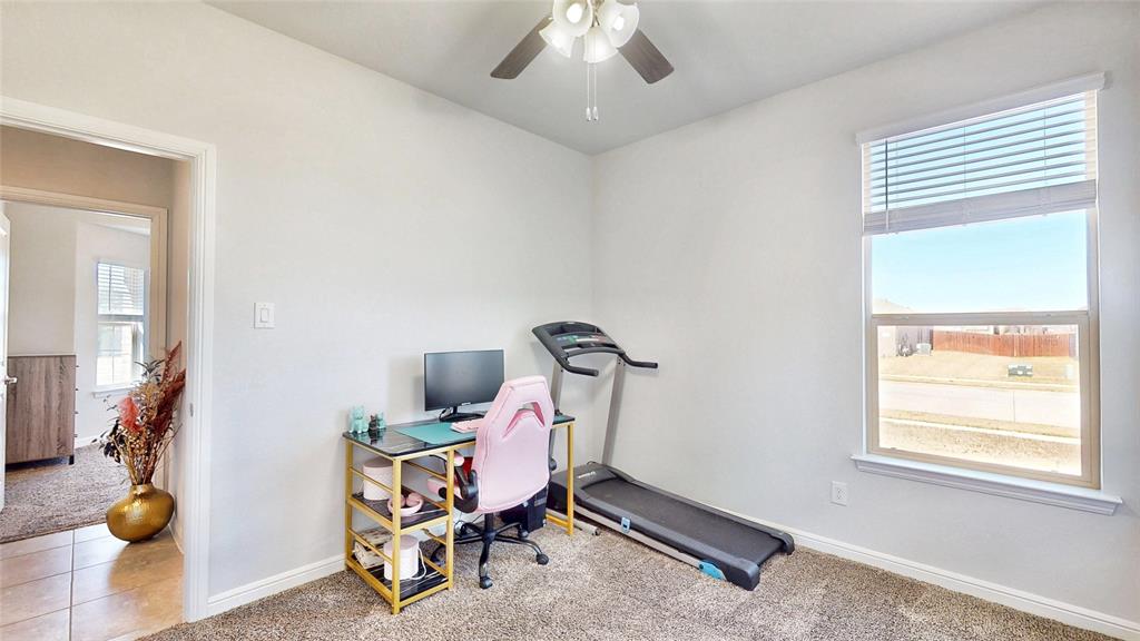 444 Skipper Lane Azle, TX 76020 - Photo 29 of 33