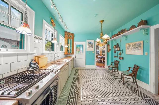 a view of sign board