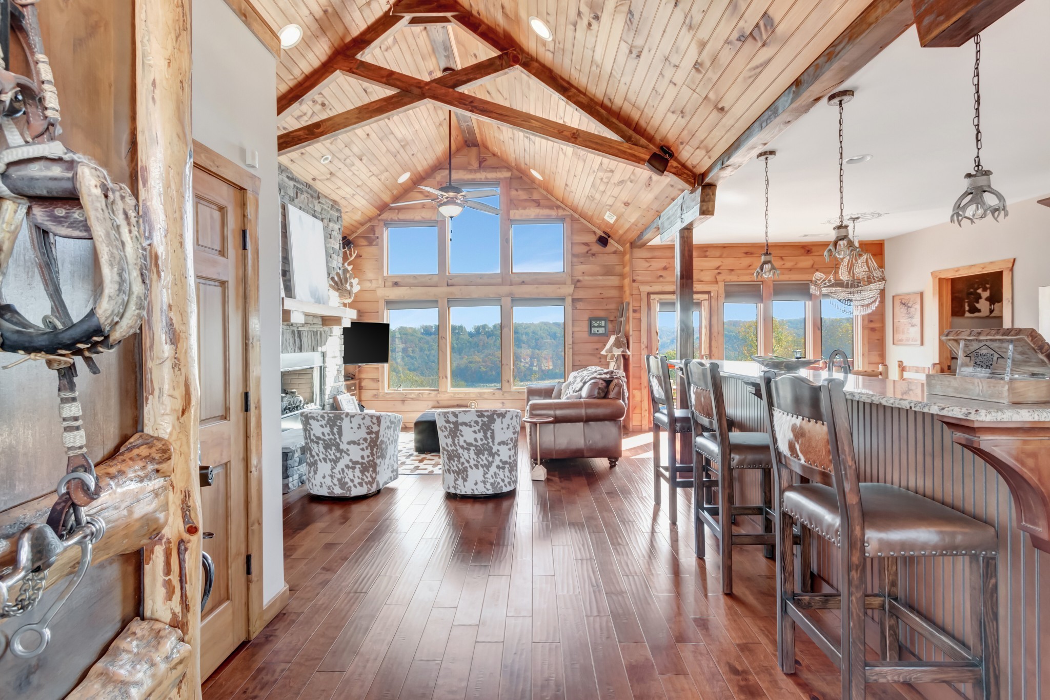 5320 Coconut Ridge Road Smithville, TN 37166 - Photo 19 of 52 a view of a living room and dining room