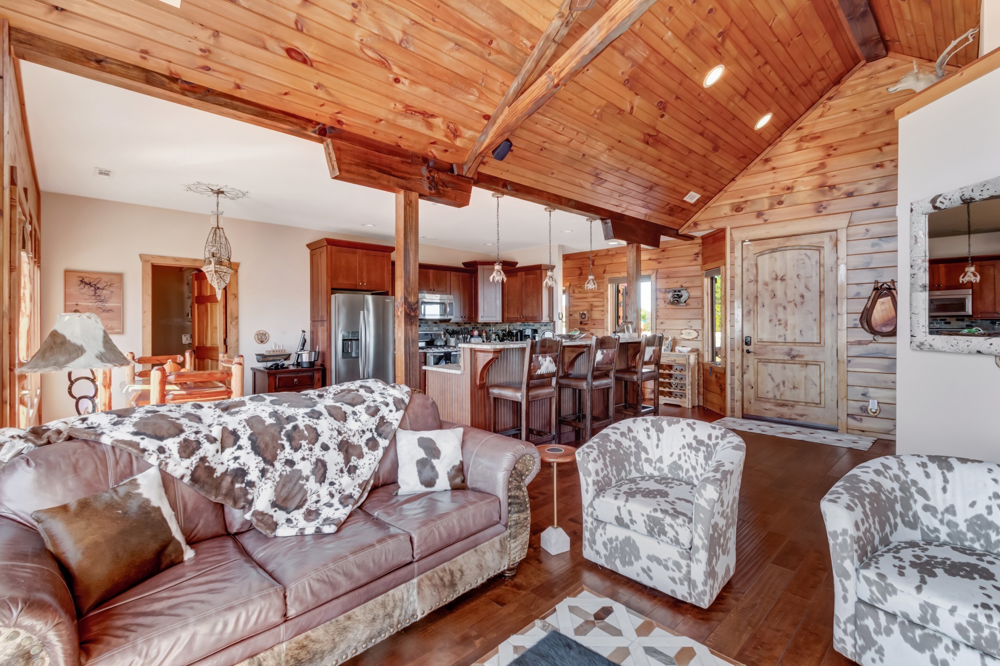 5320 Coconut Ridge Road Smithville, TN 37166 - Photo 20 of 52 a living room with furniture and a large window