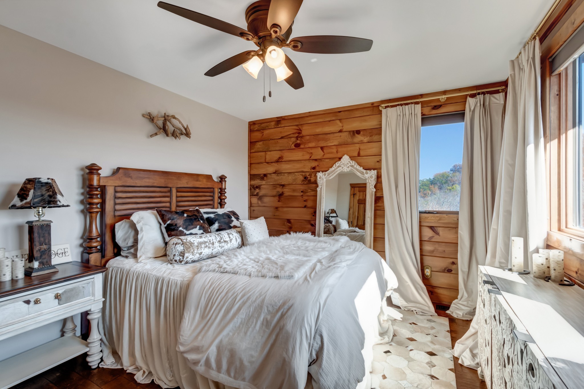 5320 Coconut Ridge Road Smithville, TN 37166 - Photo 41 of 52 a bedroom with bed and a window