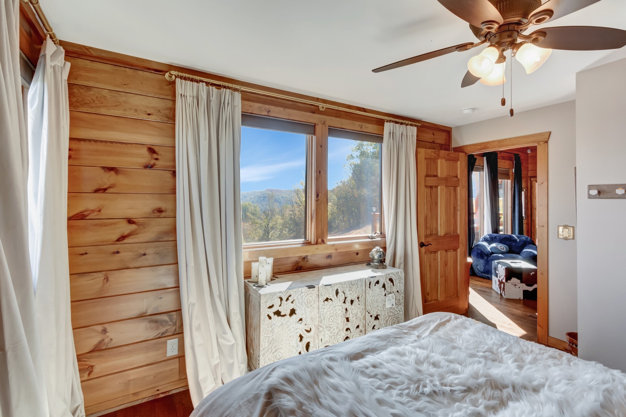 5320 Coconut Ridge Road Smithville, TN 37166 - Photo 42 of 52 a bedroom with a bed and a window