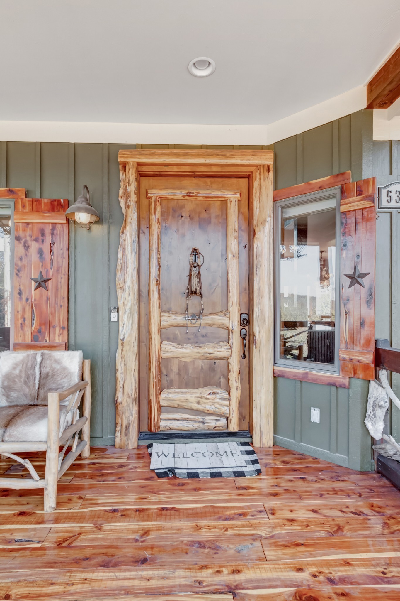5320 Coconut Ridge Road Smithville, TN 37166 - Photo 8 of 52 a view of living room and wooden floor