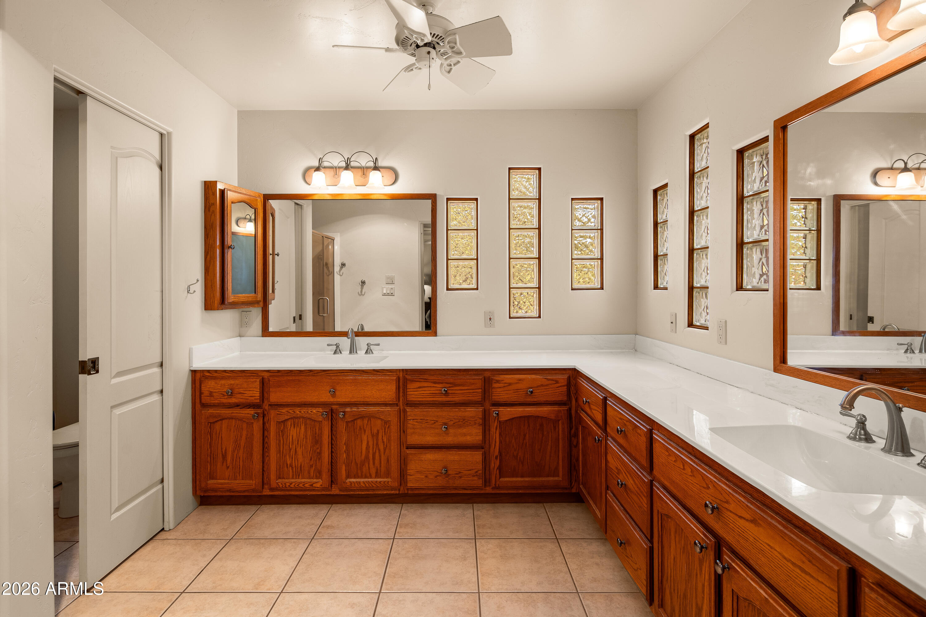 355 El Camino Road Sedona, AZ 86336 - Photo 21 of 46 355ElCaminoRd-PrimarySuite-04