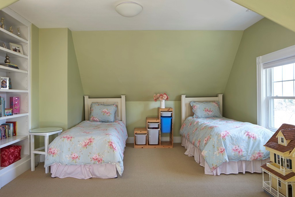 12 Rockledge Road Newton, MA 02461 - Photo 8 of 12