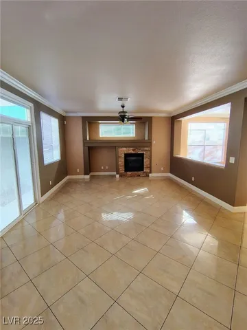 $2,700 | 2574 Golden Bay Court, Henderson, NV 89052