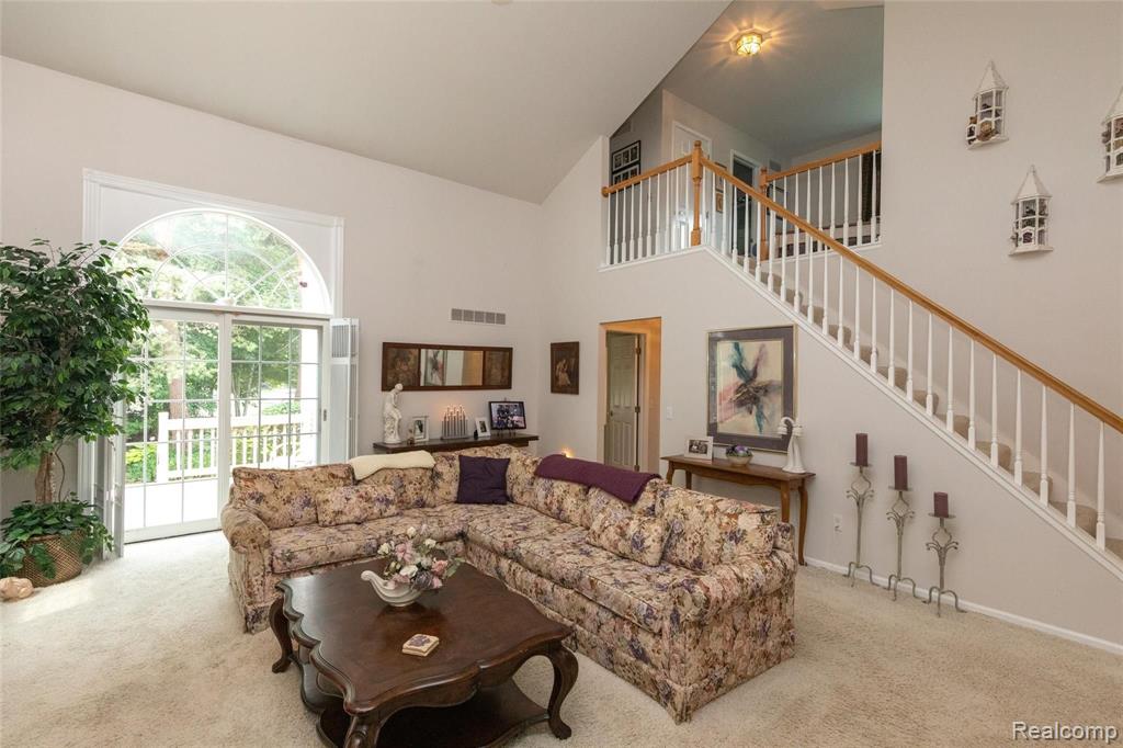 6560 Summit Ridge, Unit 38 Clarkston, MI 48346 - Photo 7 of 70