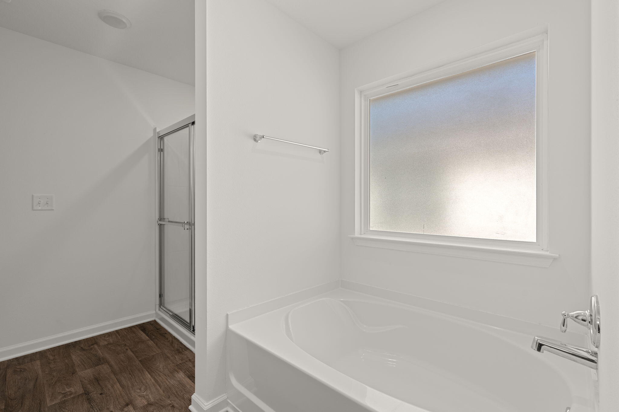 545 Earl Godwin Road Freeport, FL 32439 - Photo 21 of 50 a white bath tub sitting in a bathroom