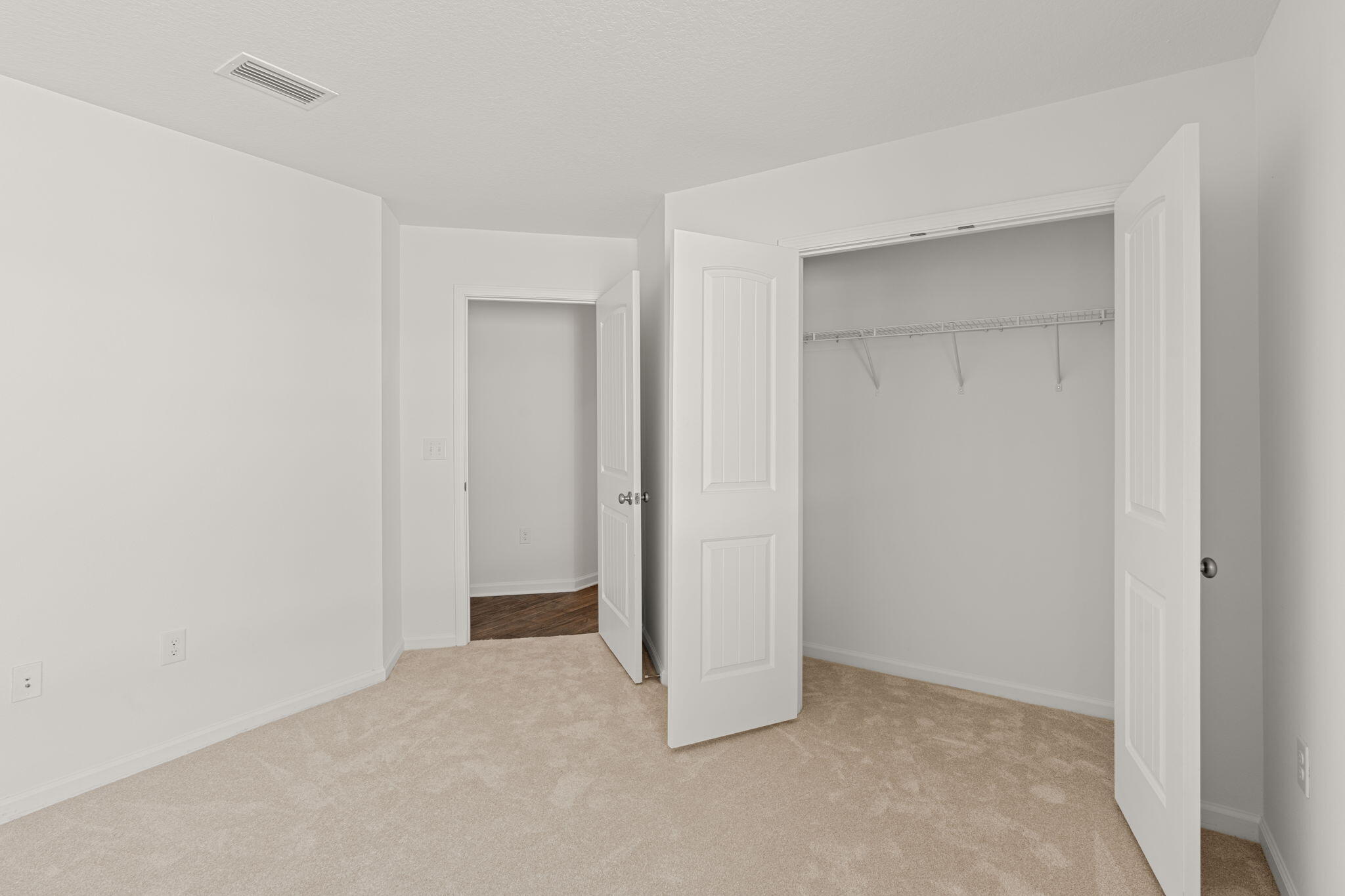 545 Earl Godwin Road Freeport, FL 32439 - Photo 25 of 50 a view of an empty room