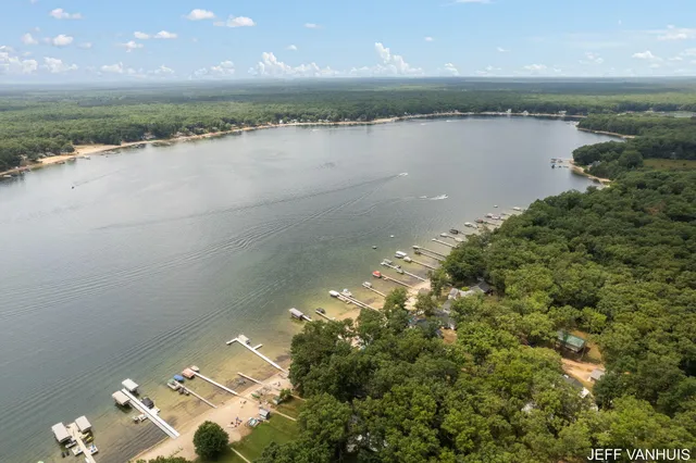 $189,000 | 7848 West Minising Point Drive, Baldwin, MI 49304