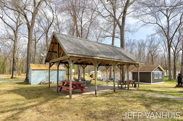 $189,000 | 7848 West Minising Point Drive, Baldwin, MI 49304