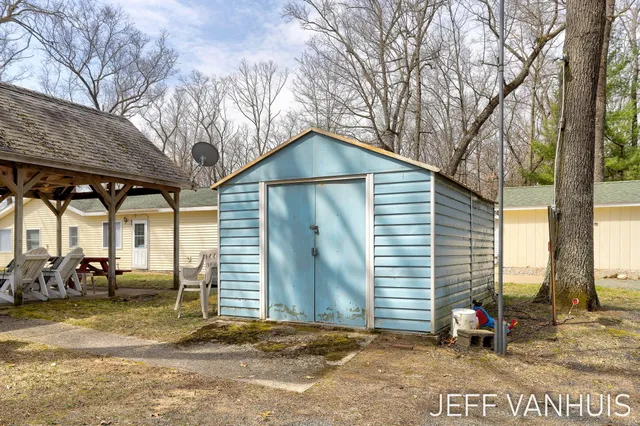 $189,000 | 7848 West Minising Point Drive, Baldwin, MI 49304