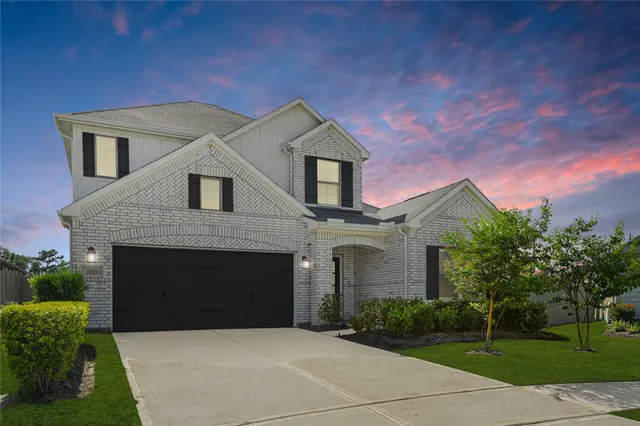 $385,000 | 10329 South Goshawk Trail, Conroe, TX 77385