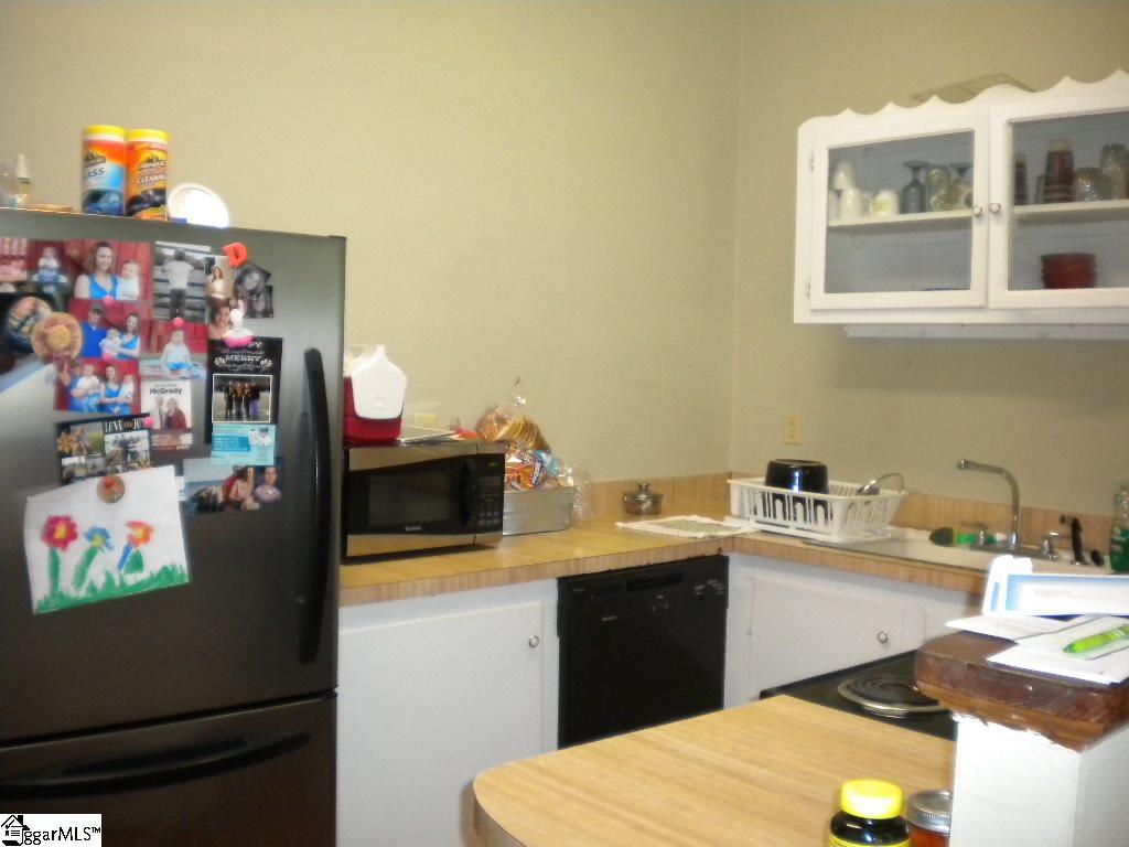 307 East Florida Street Clinton, SC 29325 - Photo 11 of 24 Gallery Image 11