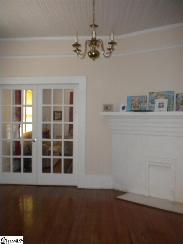 307 East Florida Street Clinton, SC 29325 - Photo 5 of 24 Gallery Image 5