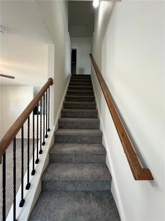 61 Howard Avenue Cartersville, GA 30121 - Photo 8 of 19 a view of entryway