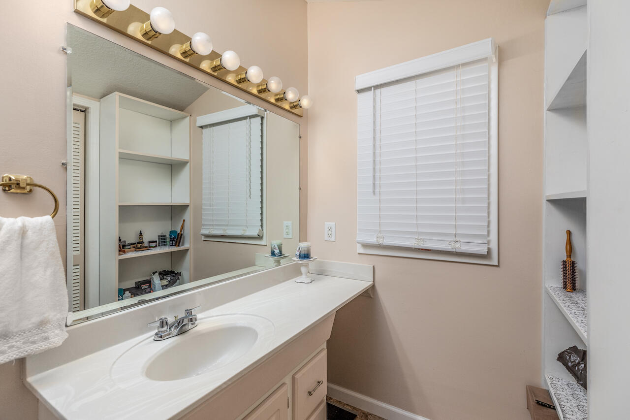 118 Phillips Road Jonesborough, TN 37659 - Photo 32 of 35 Interior-10