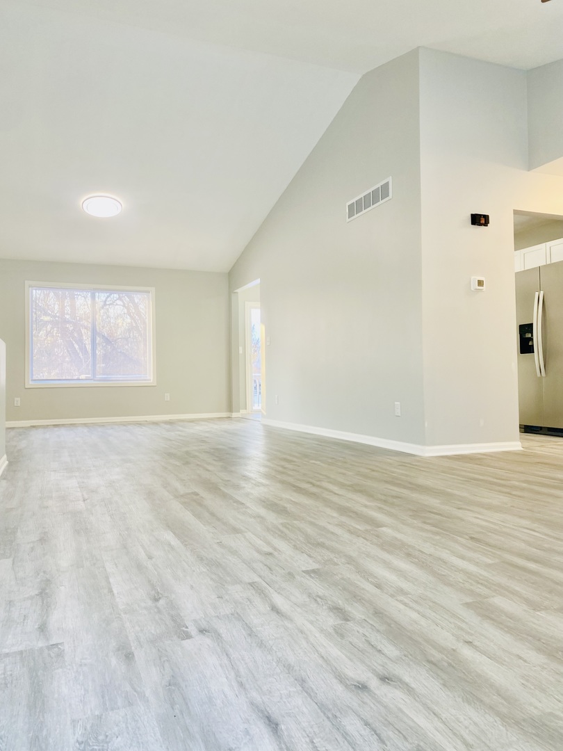 104 Rochester Road Northeast Poplar Grove, IL 61065 - Photo 2 of 22