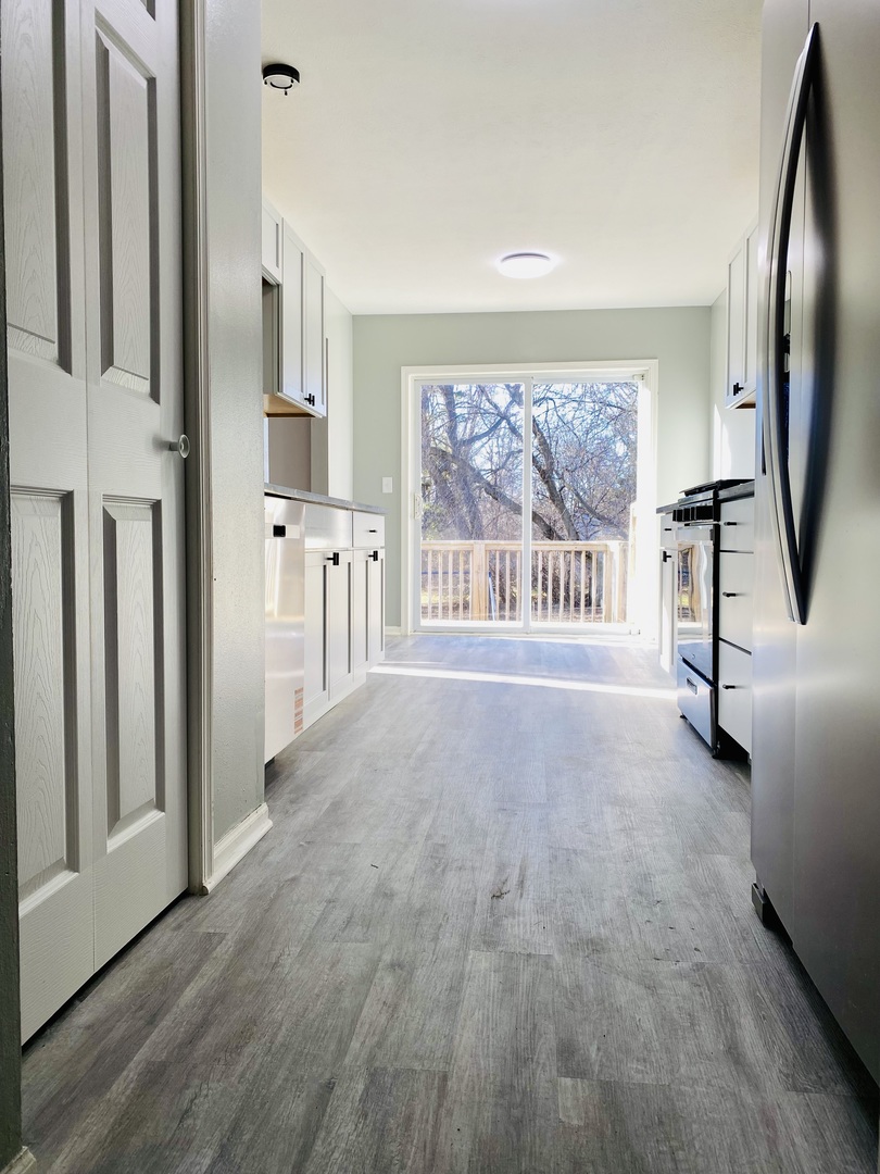 104 Rochester Road Northeast Poplar Grove, IL 61065 - Photo 5 of 22