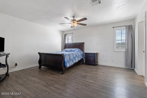 215 Toltec Court Rio Rico, AZ 85648 - Photo 14 of 34 134019951469138284_134019951212808631_IM