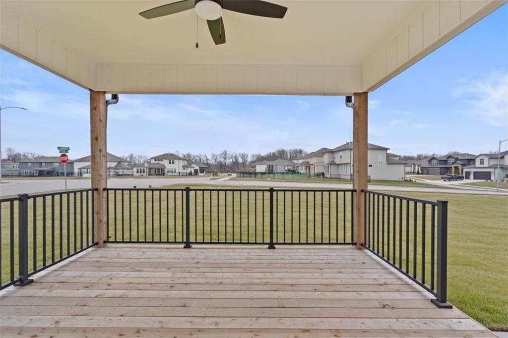 2303 Southwest Serena Place Lee's Summit, MO 64082 - Photo 11 of 27